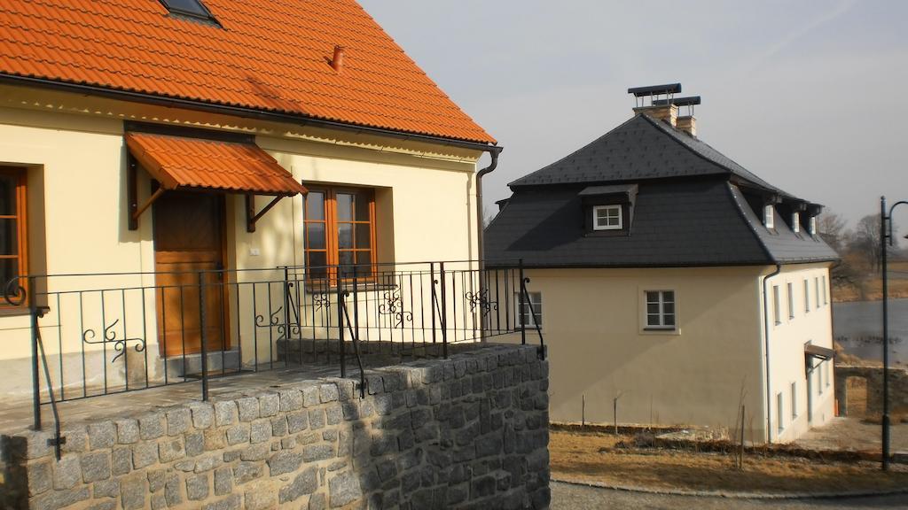 Statek Sedlecko Villa Buitenkant foto